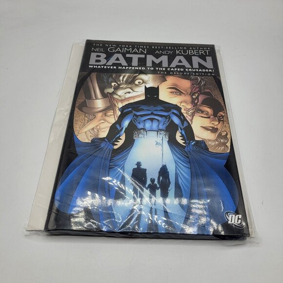 Batman: Whatever Happened to the Caped Crusader? the Deluxe Edition (DC... - Picture 2 of 3